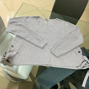 🔴 Mono B cropped, oversized gray sweater size M